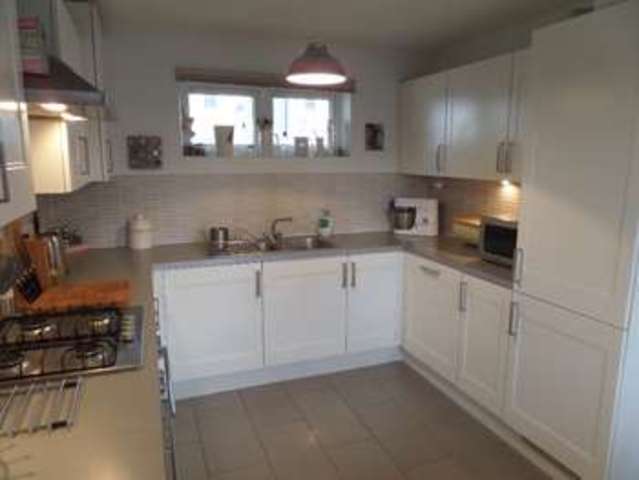  Image of 4 bedroom Town House for sale in Selkirk Drive Stantonbury Milton Keynes MK14 at Milton Keynes, MK14 6FF