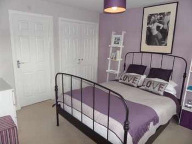  Image of 4 bedroom Town House for sale in Selkirk Drive Stantonbury Milton Keynes MK14 at Milton Keynes, MK14 6FF