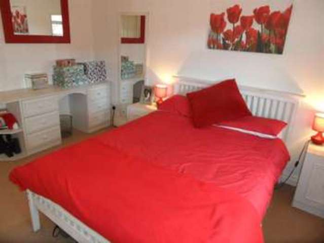  Image of 2 bedroom Semi-Detached house to rent in Serin Close Newton-Le-Willows WA12 at Serin Close  Newton Le Willows, WA12 9XL
