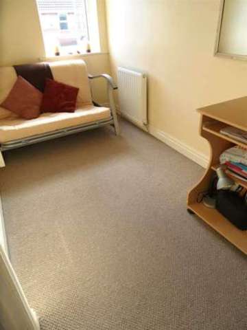  Image of 2 bedroom Semi-Detached house to rent in Serin Close Newton-Le-Willows WA12 at Serin Close  Newton Le Willows, WA12 9XL
