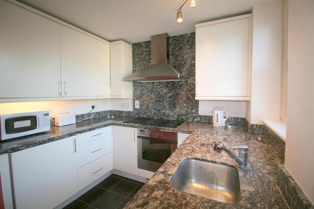 Image of 2 bedroom Flat for sale in Seymour Street London W1H at Marylebone London Marble Arch, W1H 7JJ
