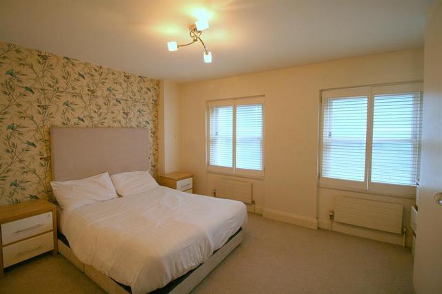  Image of 2 bedroom Flat for sale in Seymour Street London W1H at Marylebone London Marble Arch, W1H 7JJ