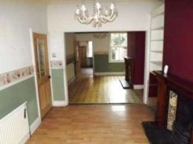  Image of 4 bedroom Terraced house for sale in Shadyside Balby Doncaster DN4 at Hexthorpe Doncaster Warmsworth, DN4 0DH