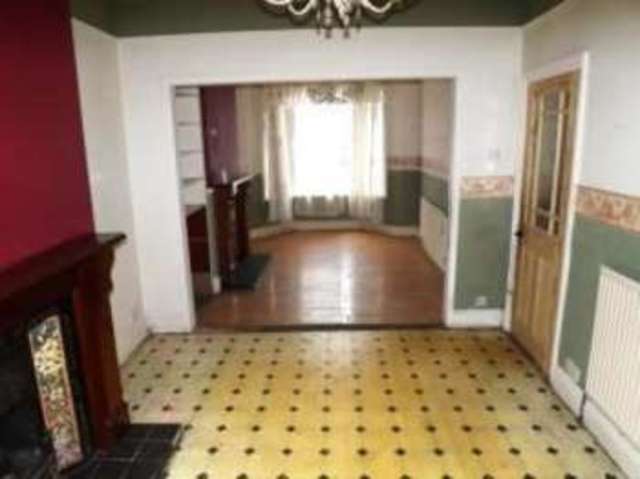  Image of 4 bedroom Terraced house for sale in Shadyside Balby Doncaster DN4 at Hexthorpe Doncaster Warmsworth, DN4 0DH