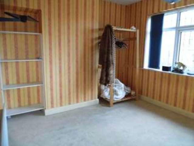  Image of 3 bedroom Semi-Detached house for sale in Shaftesbury Avenue Burslem Stoke-on-Trent ST6 at Shaftesbury Avenue Burslem Stoke-On-Trent, ST6 1BP