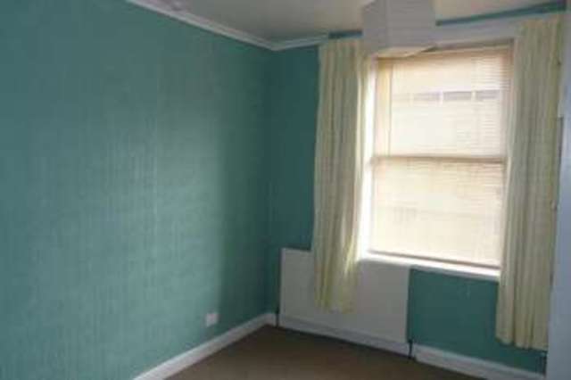  Image of 4 bedroom Detached house for sale in Shaftesbury Avenue Shipley BD18 at Shipley West Yorkshire Shipley, BD18 2JX