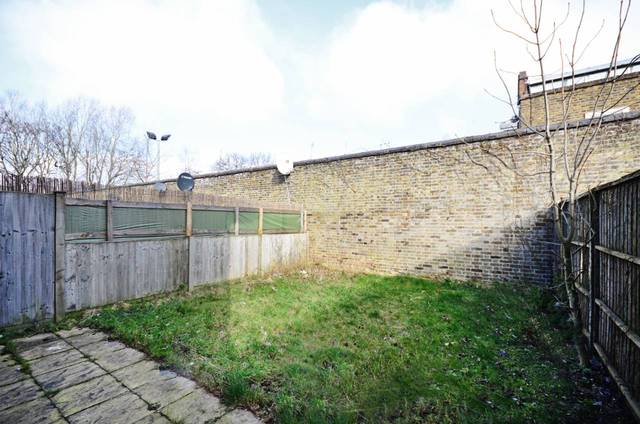  Image of 3 bedroom Detached house for sale in Shalbourne Square London E9 at Shalbourne Square  Hackney Wick, E9 5JN