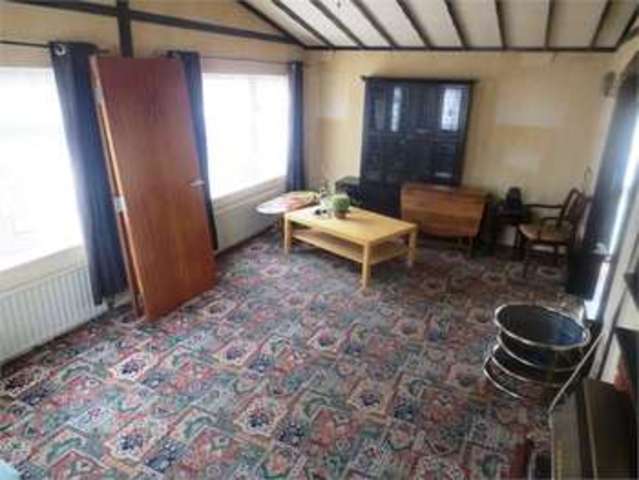  Image of 2 bedroom Detached house for sale in Shangrila West Caravan Park Kingsmans Farm Road Hullbridge Hockley SS5 at Shangrila Kingsmans farm road Hullbridge, SS5 6QE