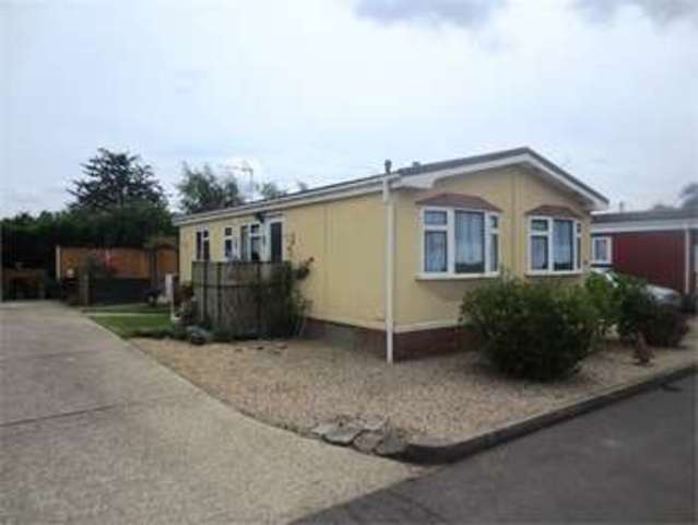  Image of 2 bedroom Detached house for sale in Shangrila West Caravan Park Kingsmans Farm Road Hullbridge Hockley SS5 at Shangrila Kingsmans farm road Hullbridge, SS5 6QE