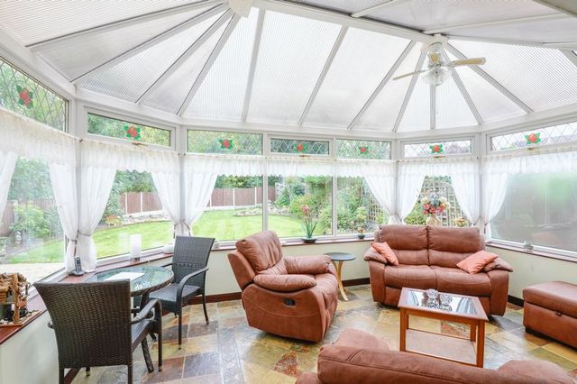  Image of 5 bedroom Detached house for sale in Sheldon Avenue Standish Wigan WN6 at Sheldon Avenue Standish Wigan, WN6 0LW