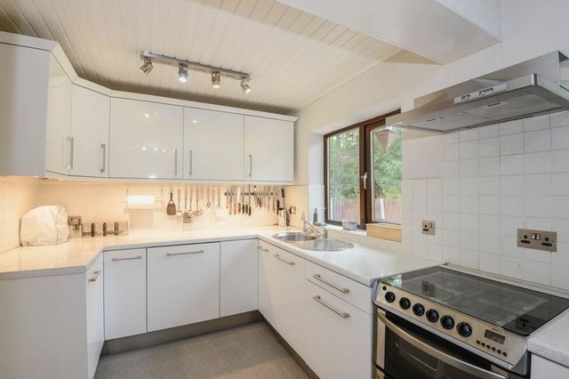  Image of 5 bedroom Detached house for sale in Sheldon Avenue Standish Wigan WN6 at Sheldon Avenue Standish Wigan, WN6 0LW