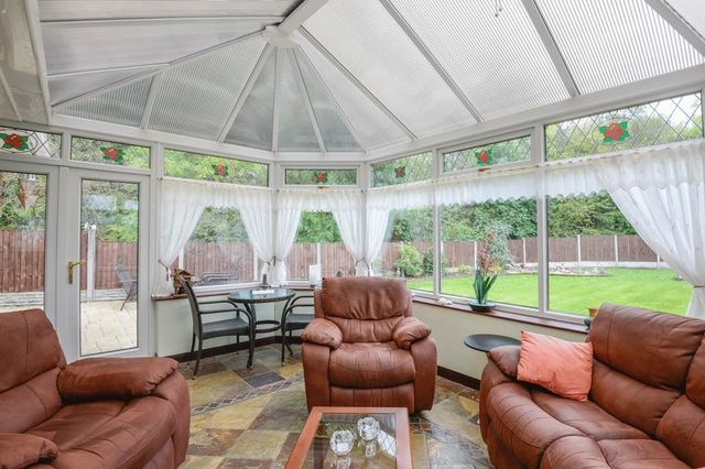  Image of 5 bedroom Detached house for sale in Sheldon Avenue Standish Wigan WN6 at Sheldon Avenue Standish Wigan, WN6 0LW
