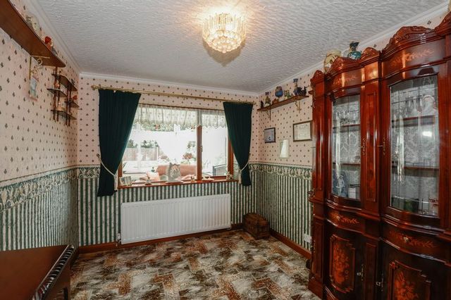  Image of 5 bedroom Detached house for sale in Sheldon Avenue Standish Wigan WN6 at Sheldon Avenue Standish Wigan, WN6 0LW