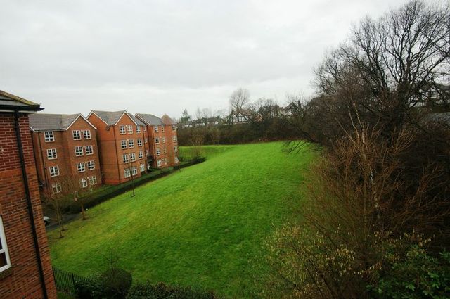  Image of 2 bedroom Flat for sale in Sheridan Way Nottingham NG5 at Sheridan Way Sherwood Nottingham, NG5 1QJ