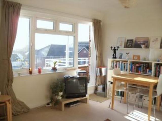  Image of 1 bedroom Flat to rent in Shirley Road Shirley Southampton SO15 at Shirley Road  Southampton, SO15 3HZ