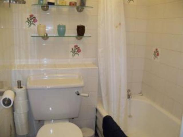  Image of 1 bedroom Flat to rent in Shirley Road Shirley Southampton SO15 at Shirley Road  Southampton, SO15 3HZ