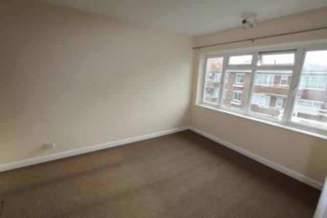  Image of 1 bedroom Flat to rent in Shirley Road Shirley Southampton SO15 at Shirley Road  Southampton, SO15 3JB