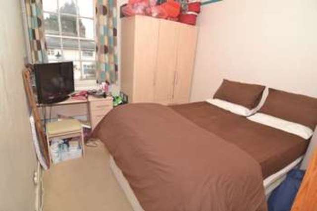  Image of 1 bedroom Flat for sale in Thorpe Green Campfield Road Shoeburyness Southend-on-Sea SS3 at Campfield Road Shoeburyness Southend-On-Sea, SS3 9FA