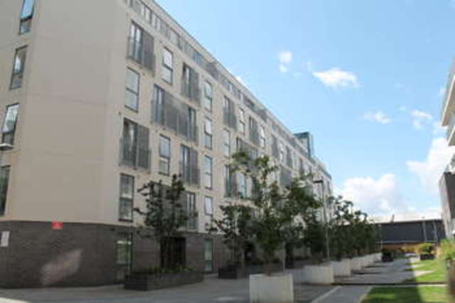  Image of 3 bedroom Flat for sale in Ursula Gould Way London E14 at Limehouse, E14 7FX