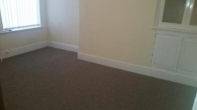  Image of 3 bedroom Terraced house to rent in Silverdale Avenue Old Swan Liverpool L13 at Tuebrook  Liverpool, L13 7EZ