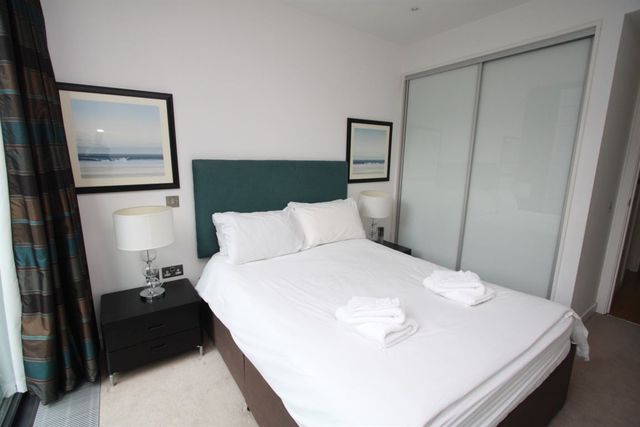  Image of 1 bedroom Flat to rent in Simpson Loan Edinburgh EH3 at Meadows Edinburgh Edinburgh, EH3 9GG