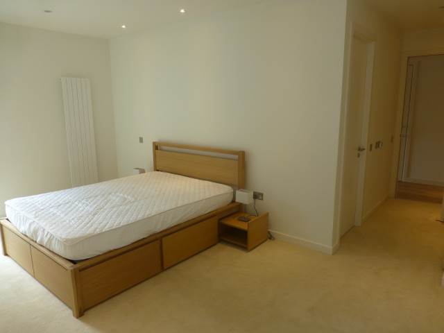  Image of 2 bedroom Flat to rent in Simpson Loan Edinburgh EH3 at New Town Edinburgh Edinburgh, EH3 9GP