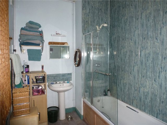  Image of 3 bedroom Terraced house for sale in Skipton Road Ilkley LS29 at Ilkley West Yorkshire Ilkley, LS29 9EP
