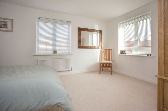  Image of 3 bedroom Terraced house for sale in Skylark Avenue Emsworth PO10 at Skylark Avenue  Emsworth, PO10 7GB