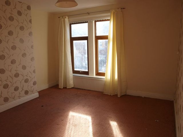  Image of 3 bedroom Terraced house for sale in Sleaford Road Newark NG24 at Sleaford Road  Newark, NG24 1NF