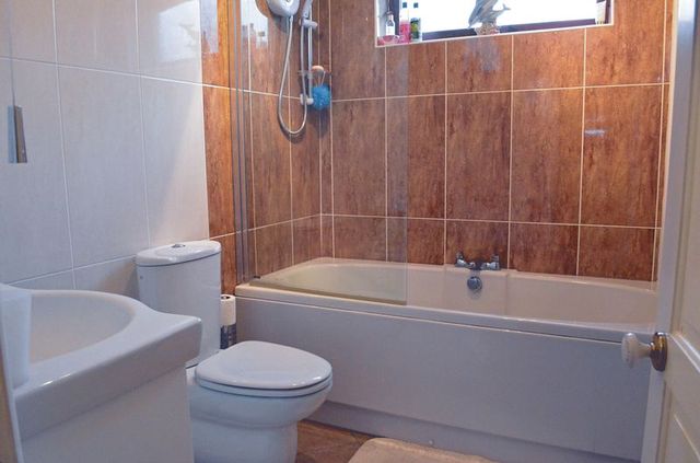  Image of 3 bedroom Detached house for sale in Smeath Lane Hayton Retford DN22 at Smeath Lane Hayton Retford, DN22 9JT