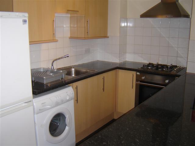  Image of 6 bedroom Terraced house to rent in Smithdown Road Liverpool L7 at Wavertree  Liverpool, L15 3JL