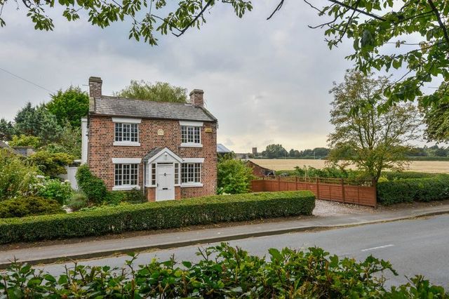  Image of 3 bedroom Detached house for sale in Smithy Lane Scarisbrick Ormskirk L40 at Smithy Lane Scarisbrick Ormskirk, L40 8HW