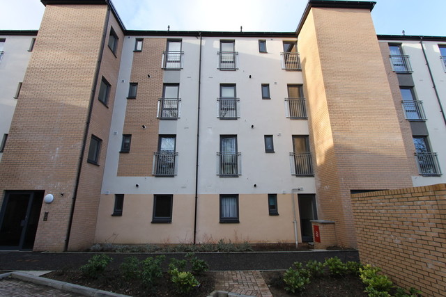  Image of 2 bedroom Flat to rent in Smithycroft Court Glasgow G33 at Riddrie Glasgow Glasgow, G33 2RA