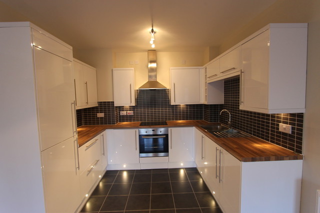  Image of 2 bedroom Flat to rent in Smithycroft Court Glasgow G33 at Riddrie Glasgow Glasgow, G33 2RA