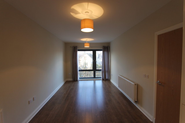  Image of 2 bedroom Flat to rent in Smithycroft Court Glasgow G33 at Riddrie Glasgow Glasgow, G33 2RA
