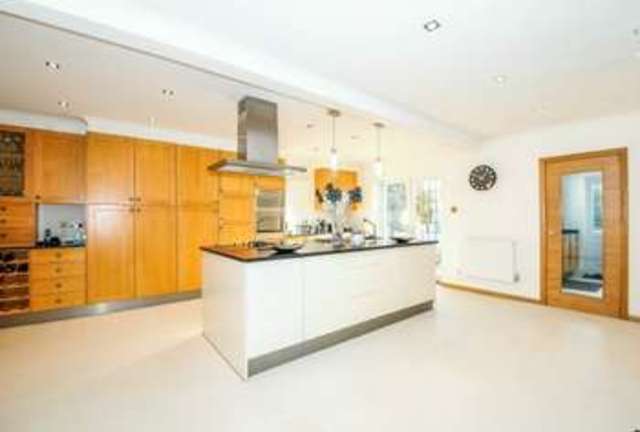  Image of 5 bedroom Detached house for sale in Solesbridge Lane Chorleywood Rickmansworth WD3 at Chorleywood, WD3 5SW