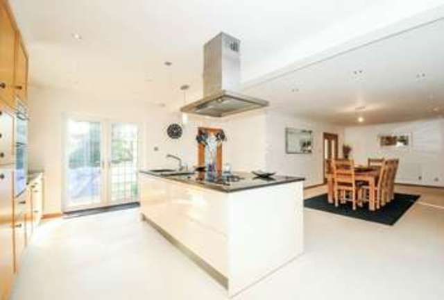  Image of 5 bedroom Detached house for sale in Solesbridge Lane Chorleywood Rickmansworth WD3 at Chorleywood, WD3 5SW