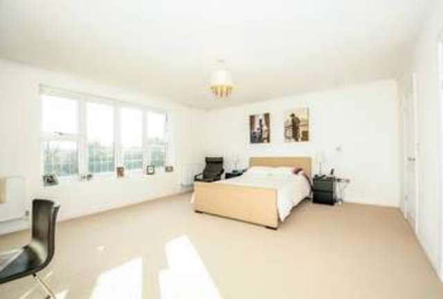  Image of 5 bedroom Detached house for sale in Solesbridge Lane Chorleywood Rickmansworth WD3 at Chorleywood, WD3 5SW