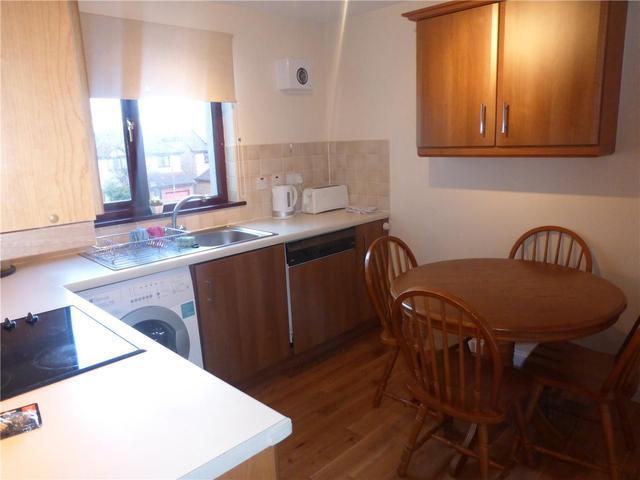  Image of 2 bedroom Flat to rent in South Elixa Place Edinburgh EH8 at Willowbrae Edinburgh Edinburgh, EH8 7PG