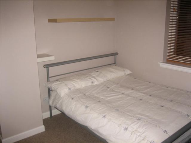  Image of 2 bedroom Semi-Detached house to rent in South Gyle Mains Edinburgh EH12 at Corstorphine Edinburgh Edinburgh, EH12 9HS