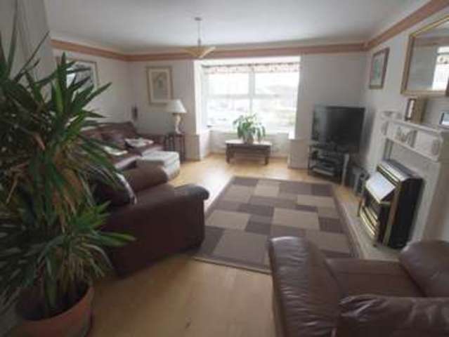  Image of 4 bedroom Detached house for sale in South Head Drive Chapel-En-Le-Frith High Peak SK23 at Chapel-en-le-Frith  High Peak, SK23 0HU