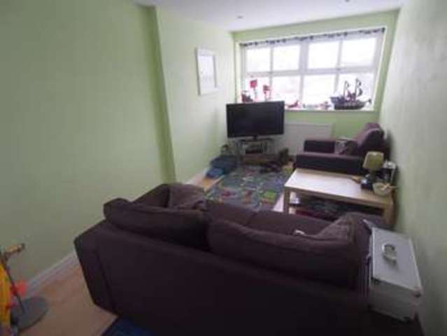  Image of 4 bedroom Detached house for sale in South Head Drive Chapel-En-Le-Frith High Peak SK23 at Chapel-en-le-Frith  High Peak, SK23 0HU