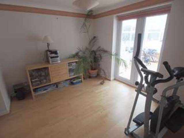  Image of 4 bedroom Detached house for sale in South Head Drive Chapel-En-Le-Frith High Peak SK23 at Chapel-en-le-Frith  High Peak, SK23 0HU