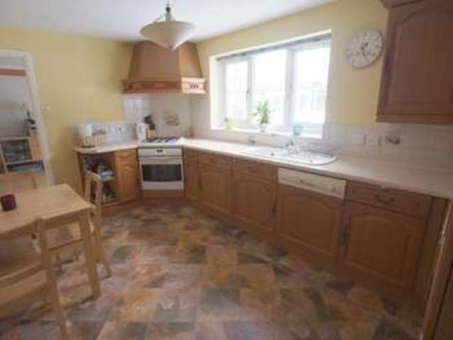  Image of 4 bedroom Detached house for sale in South Head Drive Chapel-En-Le-Frith High Peak SK23 at Chapel-en-le-Frith  High Peak, SK23 0HU