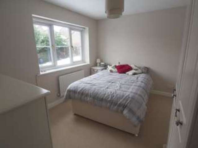  Image of 4 bedroom Detached house for sale in South Head Drive Chapel-En-Le-Frith High Peak SK23 at Chapel-en-le-Frith  High Peak, SK23 0HU