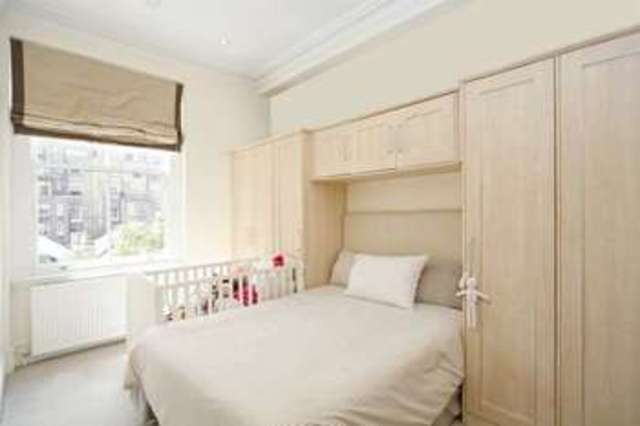  Image of 2 bedroom Apartment to rent in Ashburn Gardens London SW7 at South Kensington London, SW7 4DG