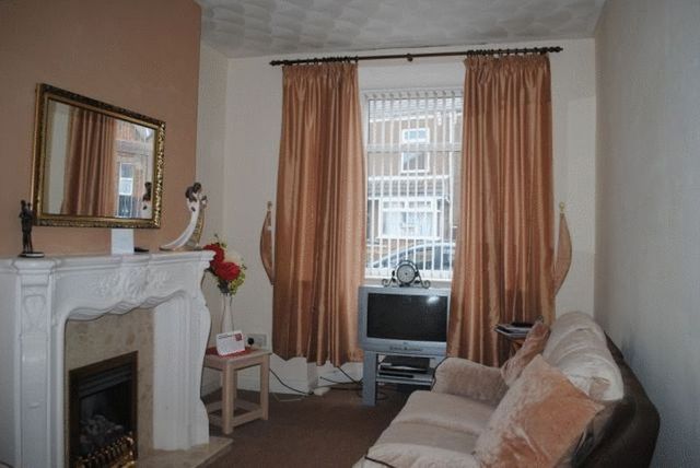  Image of 3 bedroom Terraced house for sale in South Parade Grimsby DN31 at South Parade  Grimsby, DN31 1TX