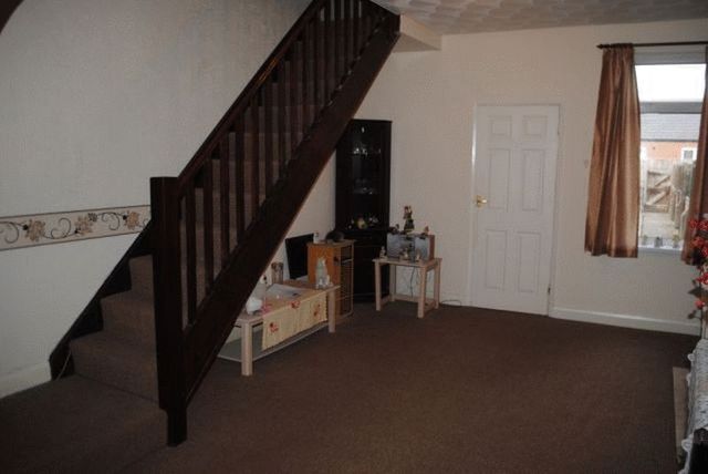  Image of 3 bedroom Terraced house for sale in South Parade Grimsby DN31 at South Parade  Grimsby, DN31 1TX