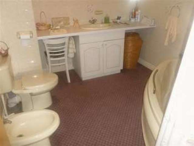  Image of 1 bedroom Flat for sale in Wapping Quay Liverpool L3 at South Quay Wapping Quay Liverpool, L3 4BW