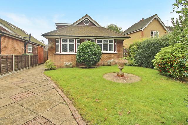  Image of 4 bedroom Detached house for sale in South Road Horsell Woking GU21 at Horsell Surrey Horsell, GU21 4JN